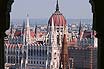 Parlament Blick Durch Den Bogen Der Fischer S Bastion Budapest