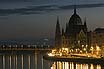 Parlament In Budapest Bei Sonnenaufgang