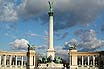 La Place Des Héros à Budapest En Hongrie