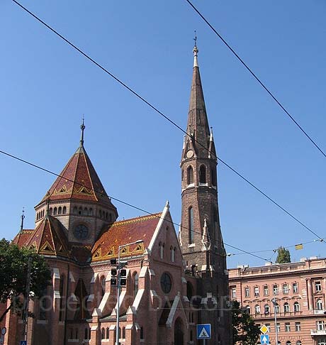 Egy templom Budapesten foto